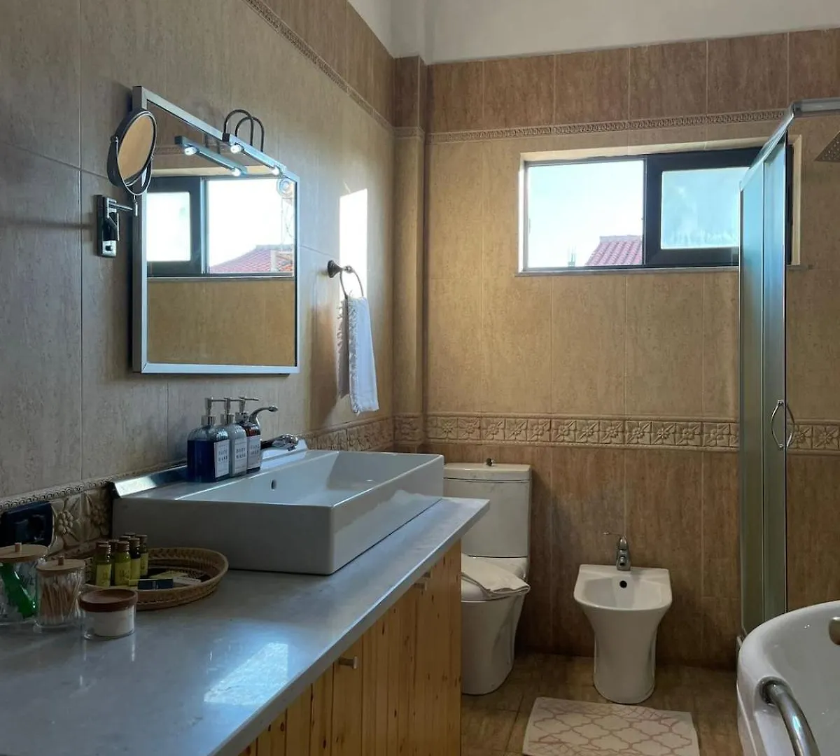 Apartamento Tirana Grand Nest With 2 Balconies