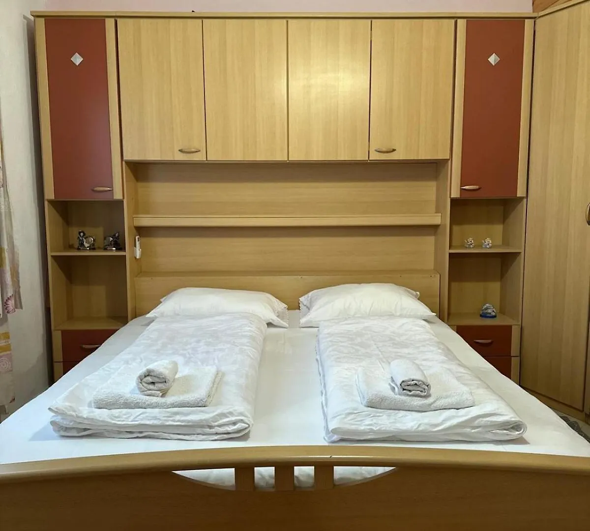 Apartamento Tirana Grand Nest With 2 Balconies 0*,  Albania